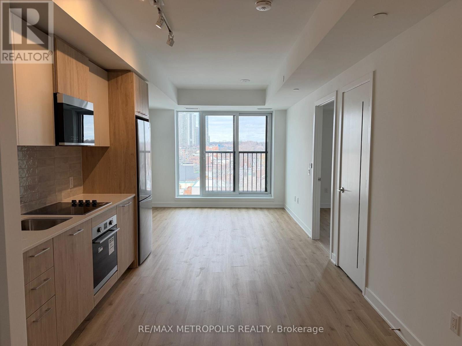 737 - 30 DREAMERS WAY, toronto (regent park), Ontario