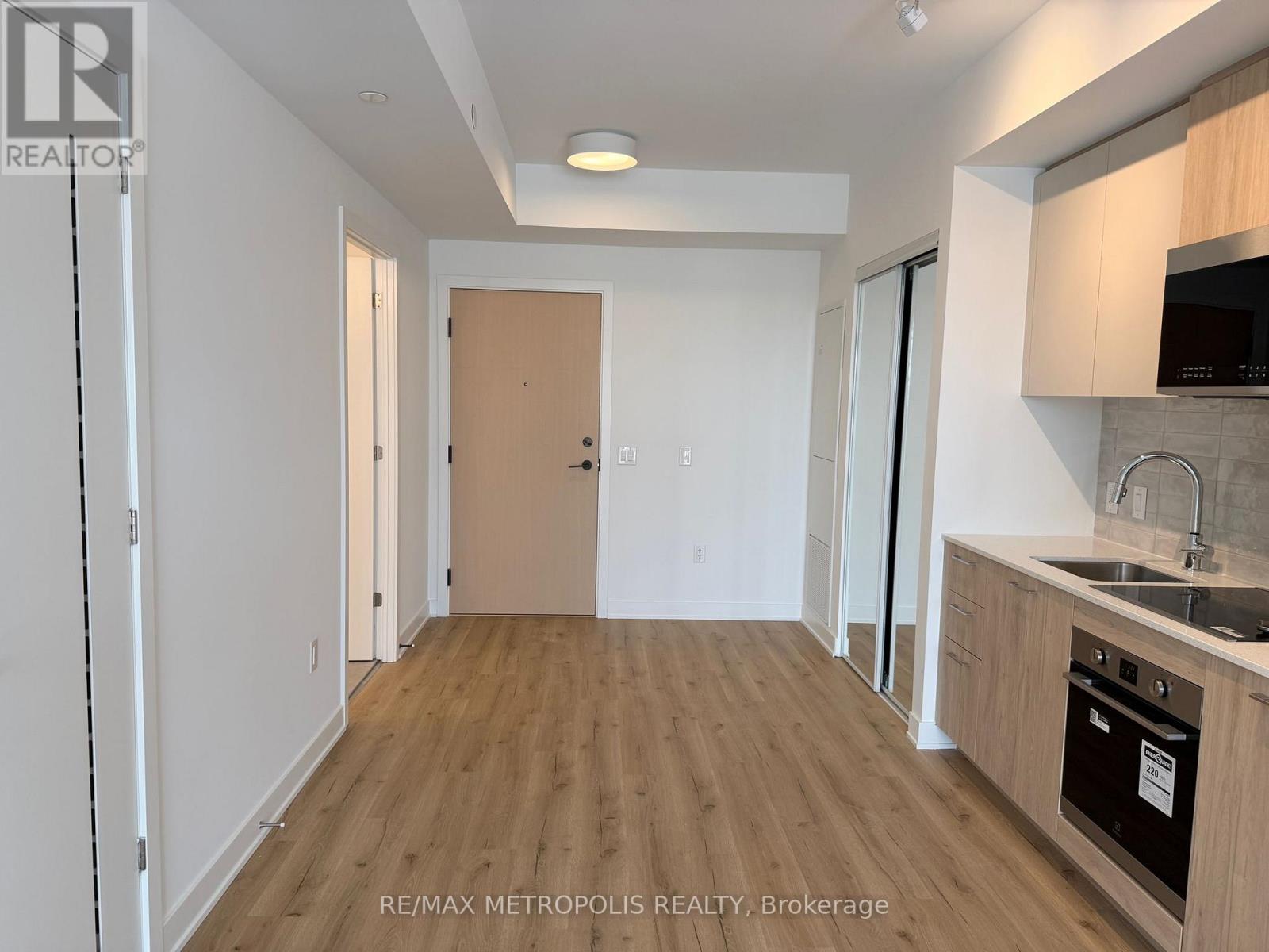 737 - 30 Dreamers Way, Toronto (Regent Park), Ontario  M5A 0Y7 - Photo 4 - C13055958