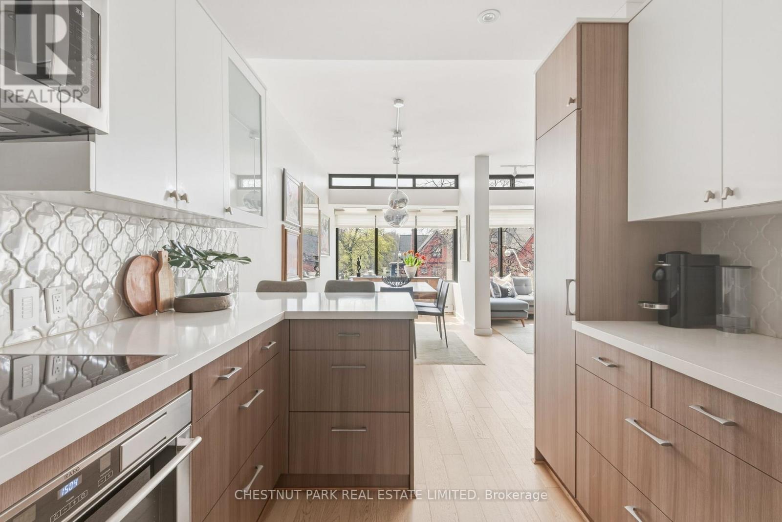 318 - 40 Oaklands Avenue, Toronto (Yonge-St. Clair), Ontario  M4V 2Z3 - Photo 13 - C13055964