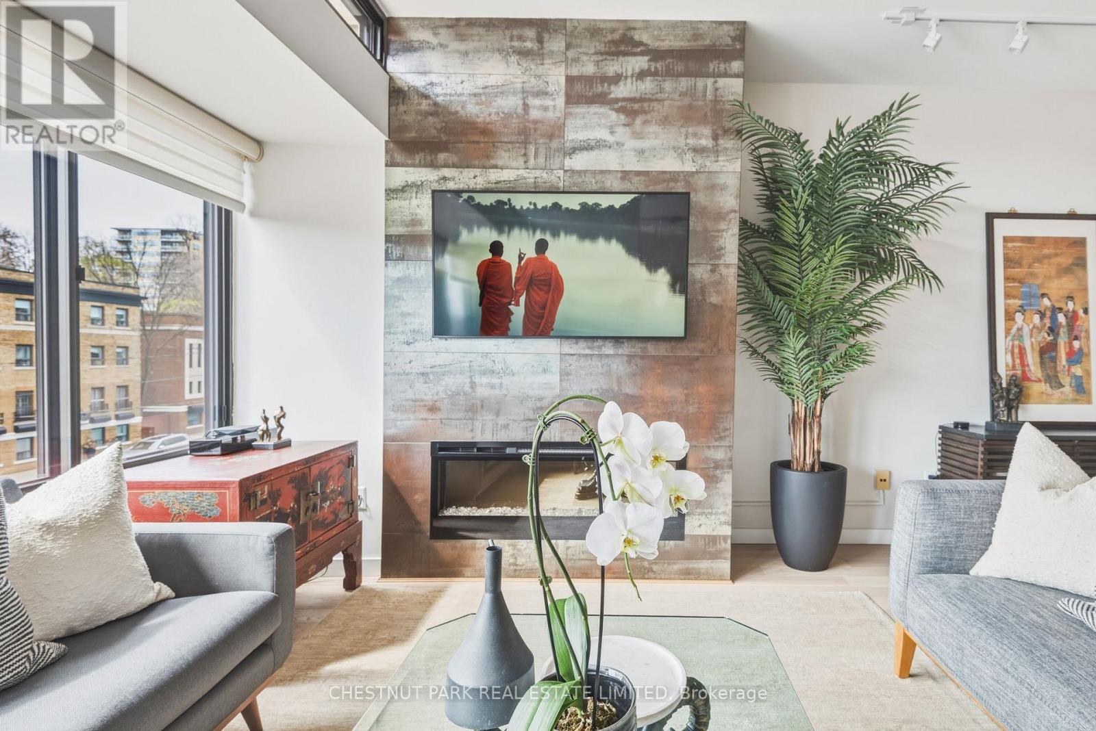 318 - 40 Oaklands Avenue, Toronto (Yonge-St. Clair), Ontario  M4V 2Z3 - Photo 3 - C13055964