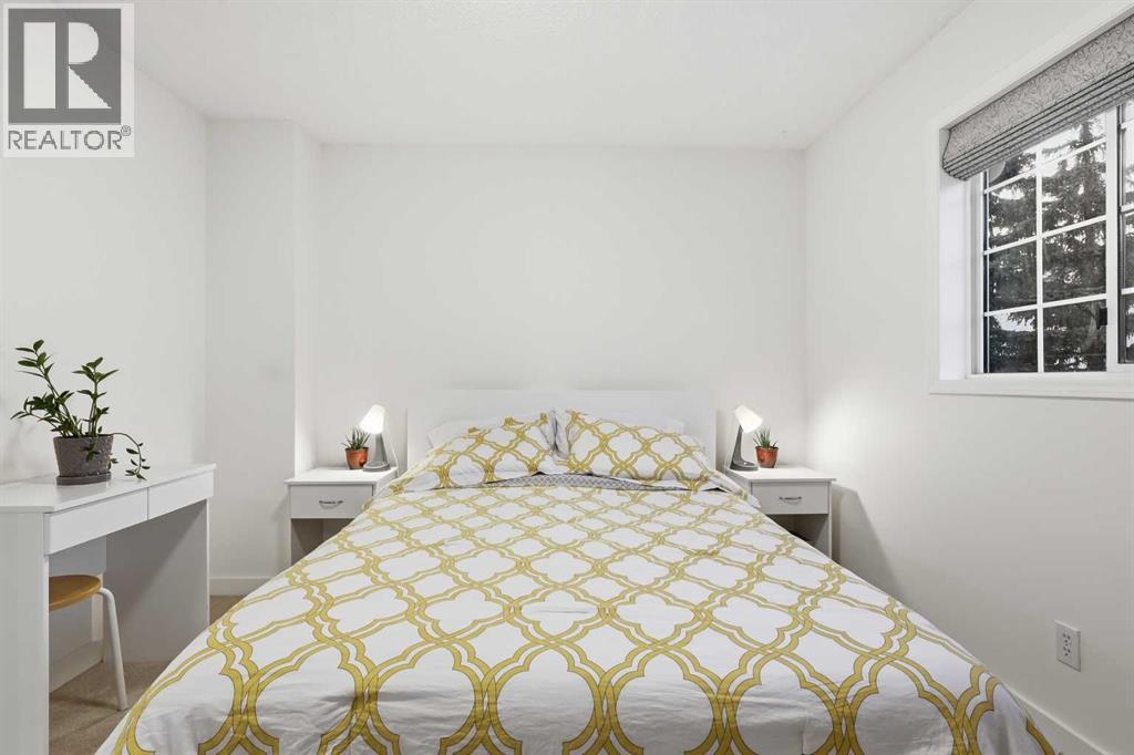 310 Hawkstone Manor Nw, Calgary, Alberta  T3G 2X2 - Photo 18 - A2306089