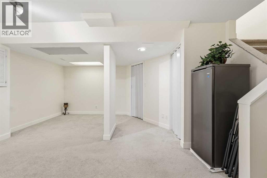 310 Hawkstone Manor Nw, Calgary, Alberta  T3G 2X2 - Photo 23 - A2306089