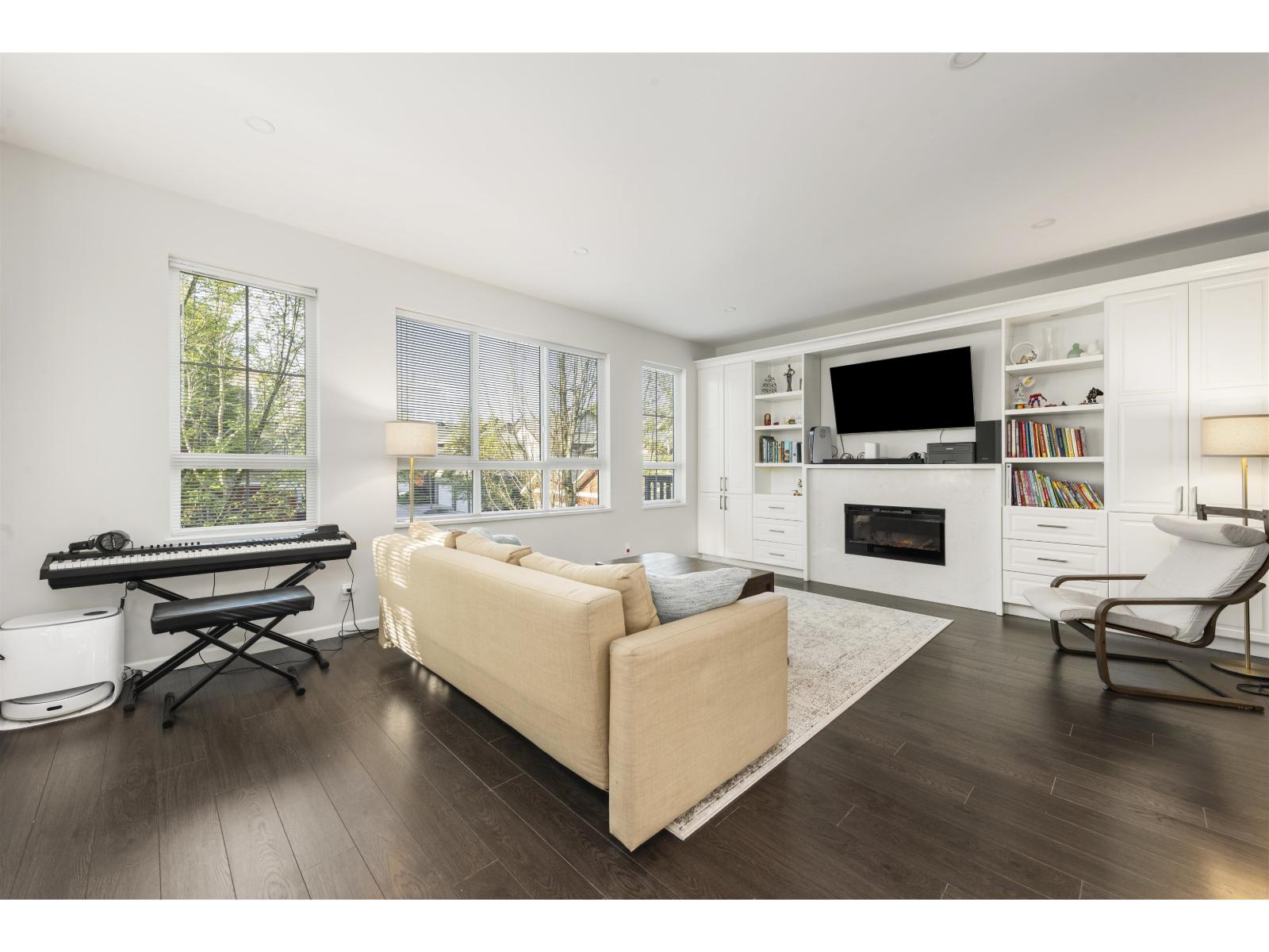 1 19505 68a Avenue, Surrey, British Columbia  V4N 6K3 - Photo 3 - R3117194