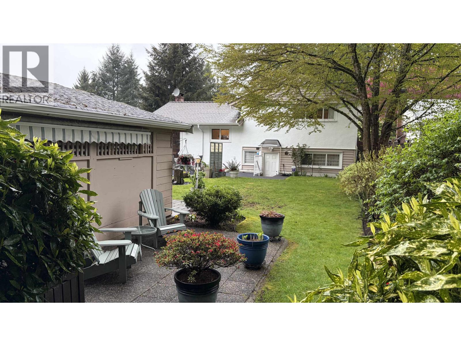 1852 LARSON ROAD, North Vancouver, British Columbia