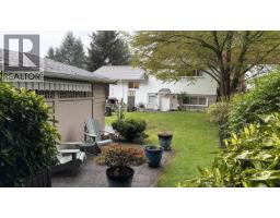 1852 LARSON ROAD, North Vancouver, British Columbia
