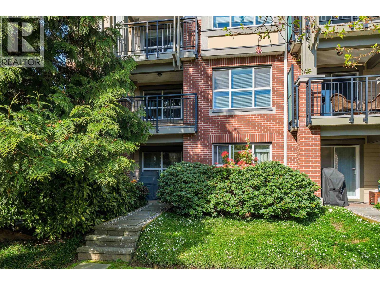 109 5889 IRMIN STREET, Burnaby, British Columbia