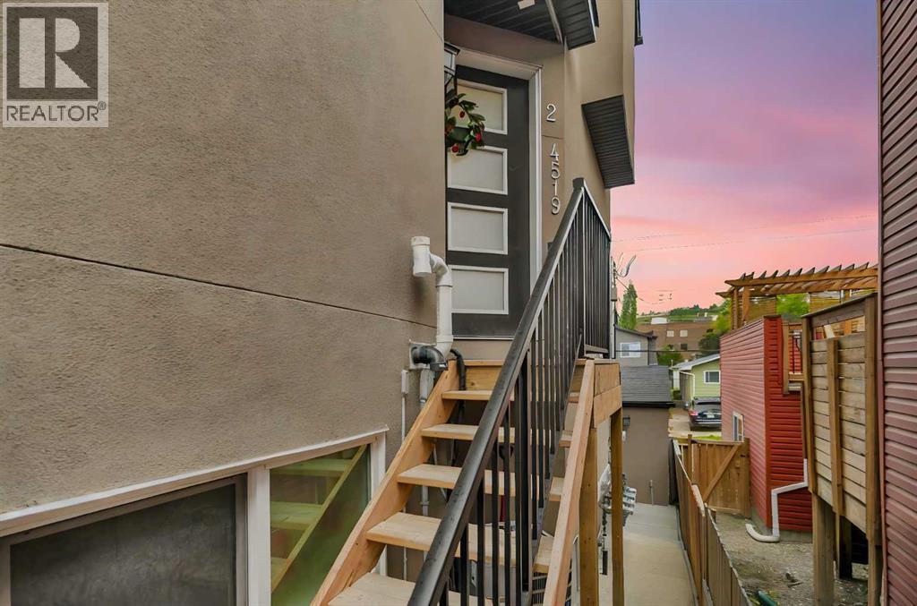 #2, 4519 Bowness Road Nw, Calgary, Alberta  T3B 0A9 - Photo 2 - A2305787