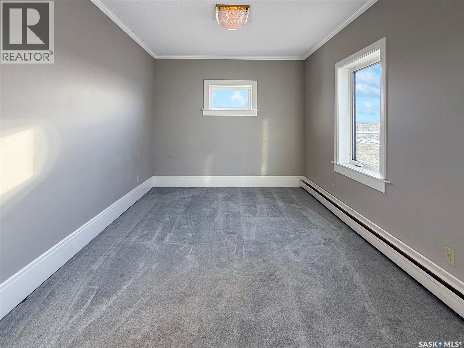 316 Railway Avenue, Webb, Saskatchewan  S9H 2X0 - Photo 11 - SK034097