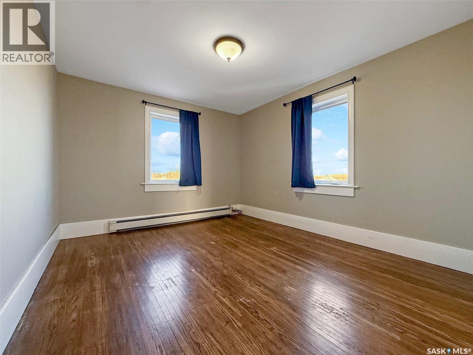 316 Railway Avenue, Webb, Saskatchewan  S9H 2X0 - Photo 15 - SK034097