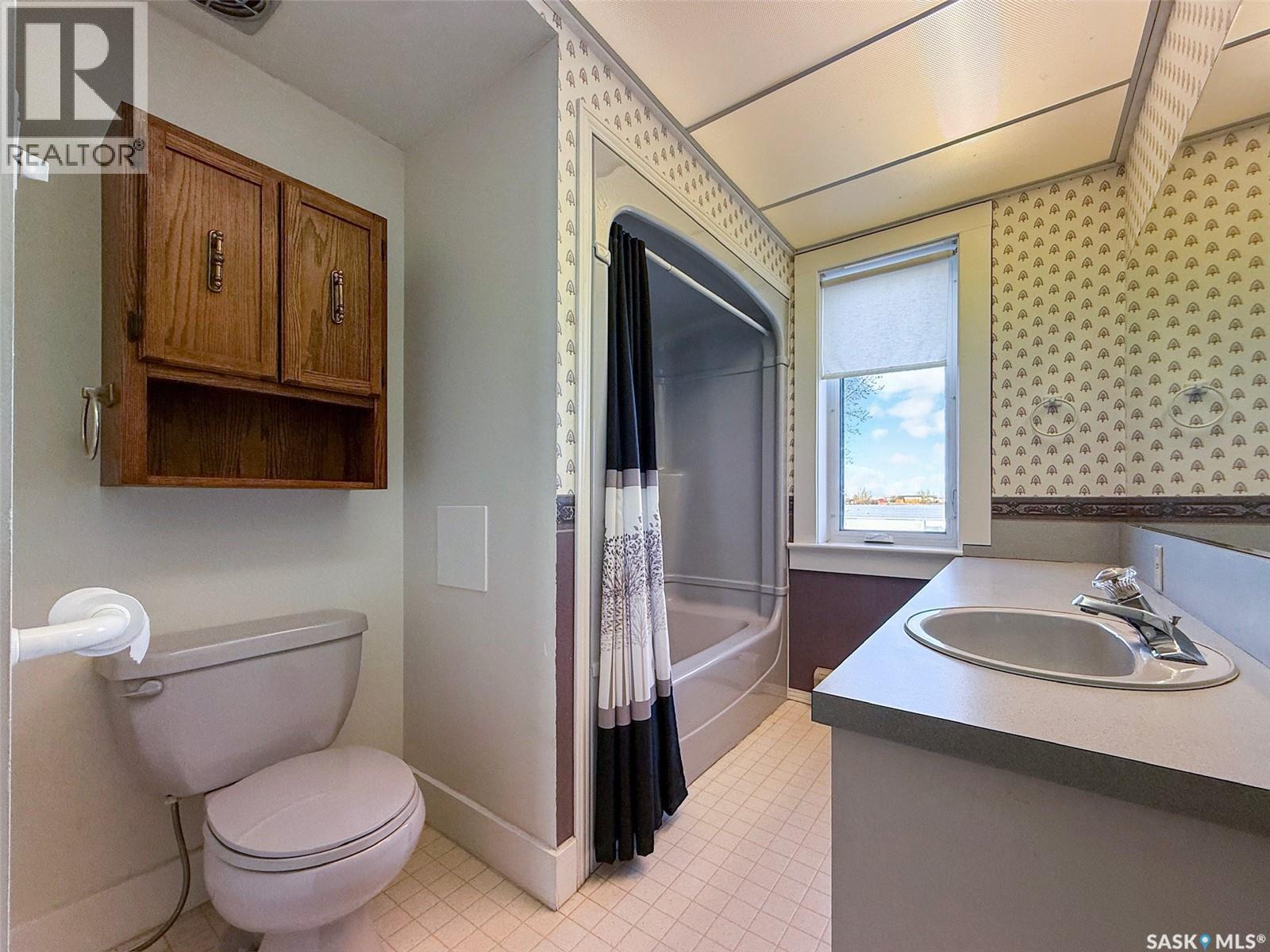 316 Railway Avenue, Webb, Saskatchewan  S9H 2X0 - Photo 16 - SK034097