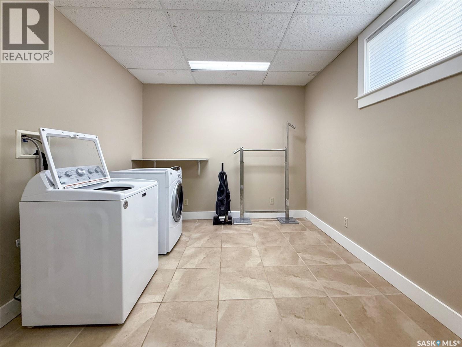 316 Railway Avenue, Webb, Saskatchewan  S9H 2X0 - Photo 22 - SK034097