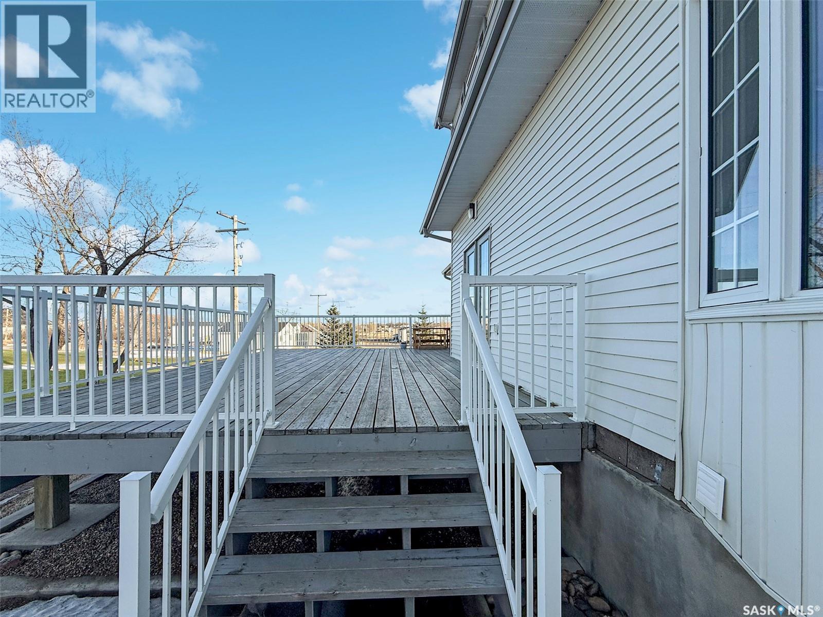 316 Railway Avenue, Webb, Saskatchewan  S9H 2X0 - Photo 26 - SK034097