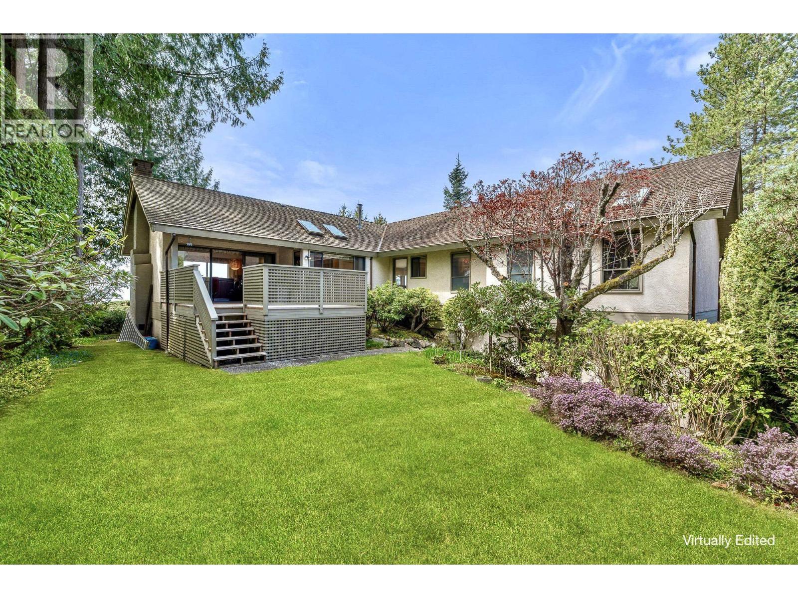 4724 Woodburn Court, West Vancouver, British Columbia  V7S 3B3 - Photo 31 - R3117184