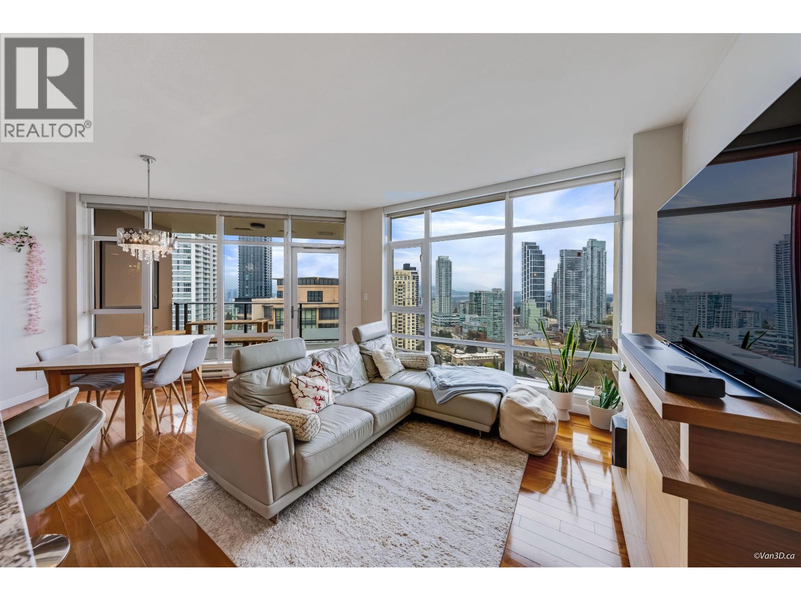 2405 6188 WILSON AVENUE, Burnaby, British Columbia