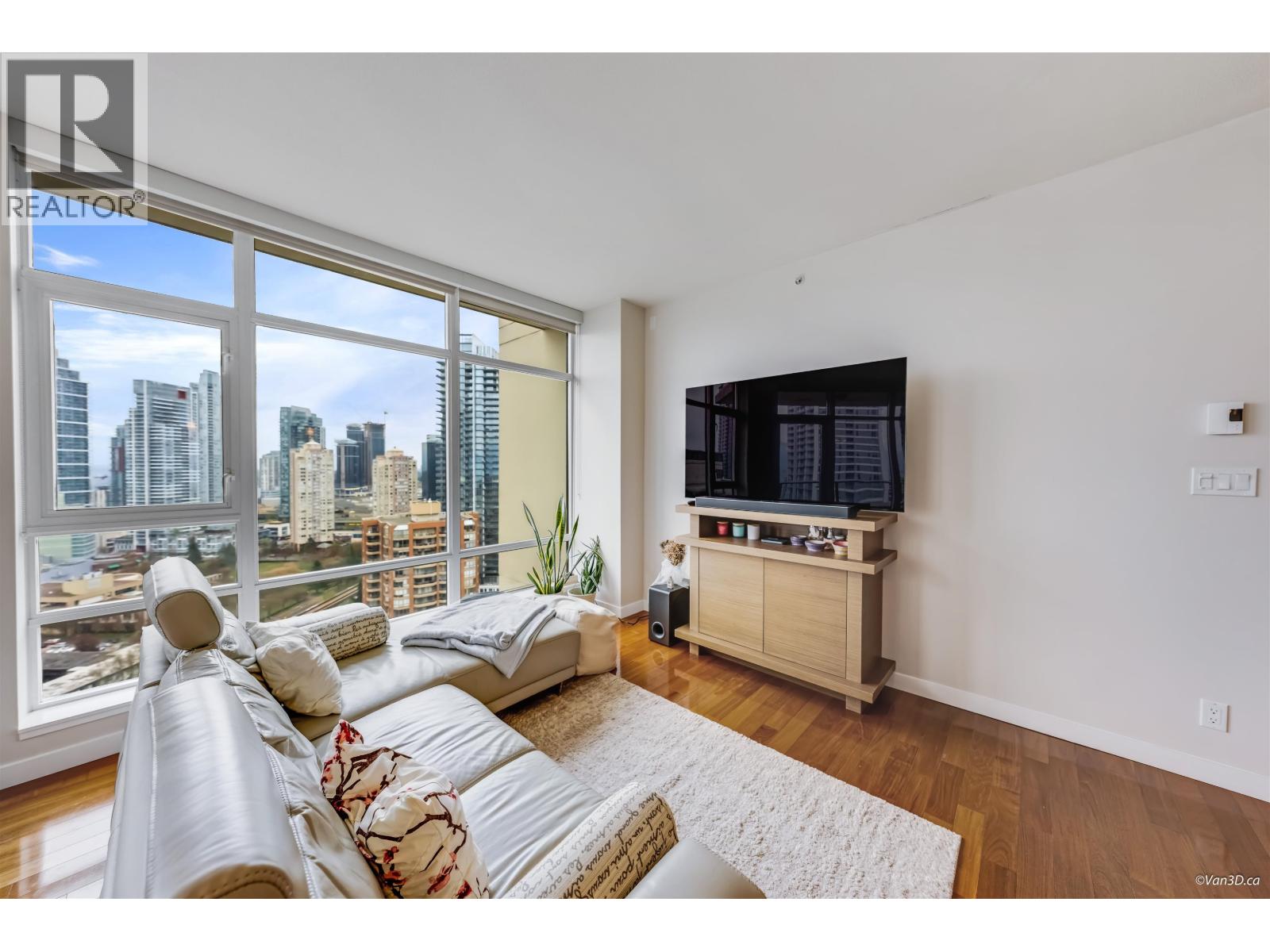 2405 6188 Wilson Avenue, Burnaby, British Columbia  V5H 0A5 - Photo 7 - R3110236