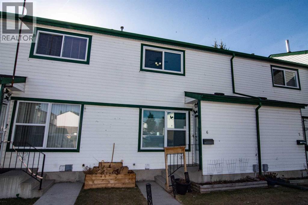 6, 100 Pennsylvania Road SE, Calgary, Alberta