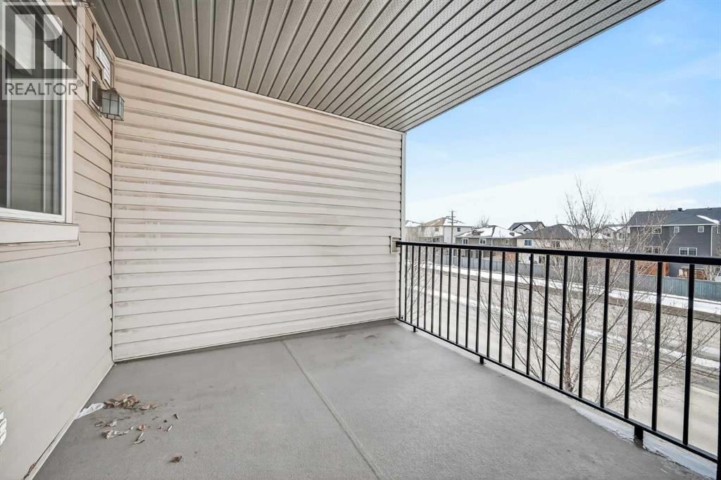 4317, 403 Mackenzie Way Sw, Airdrie, Alberta  T4B 3V7 - Photo 16 - A2298434