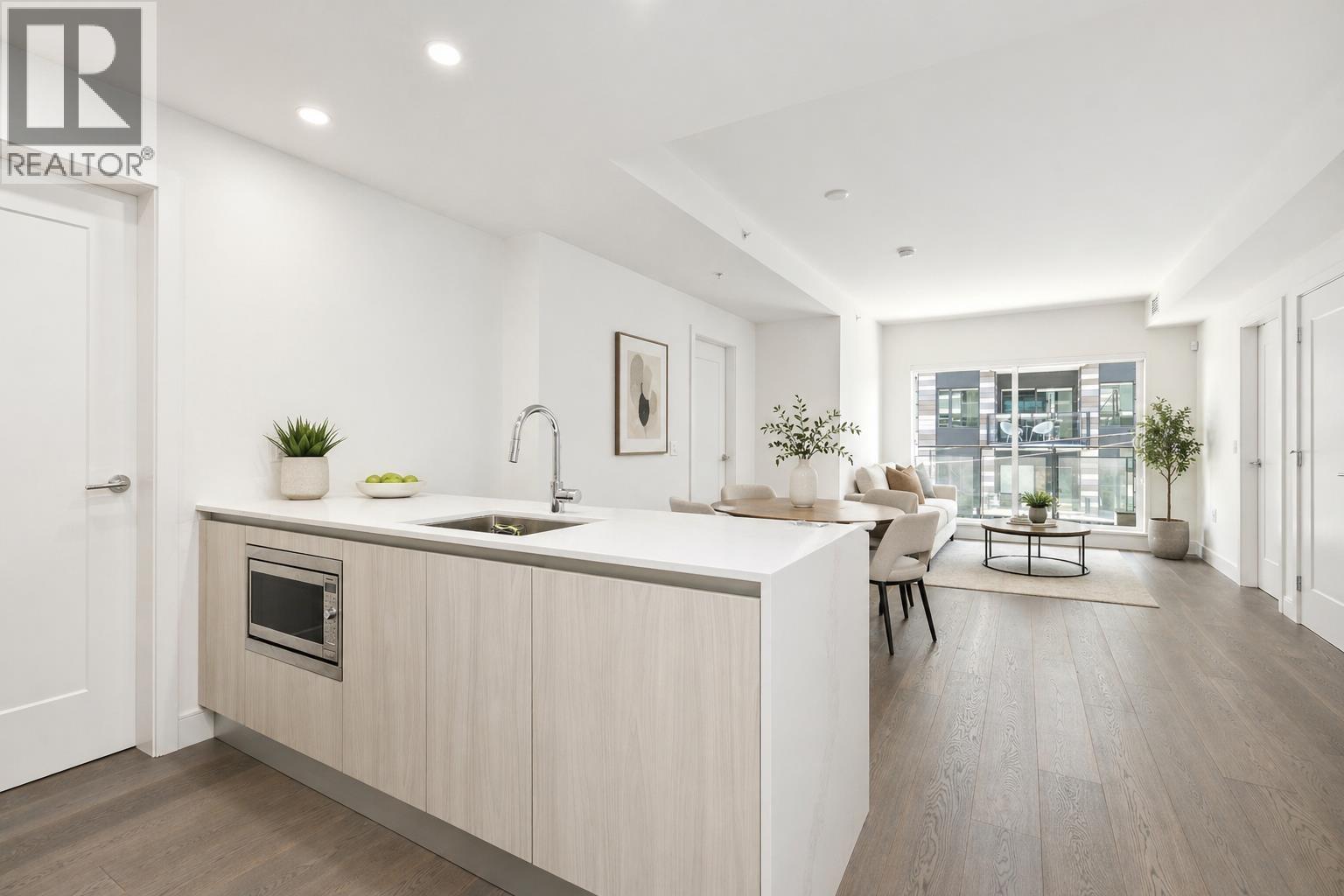 205 488 W 58th Avenue, Vancouver, British Columbia  V5X 1V5 - Photo 2 - R3108871