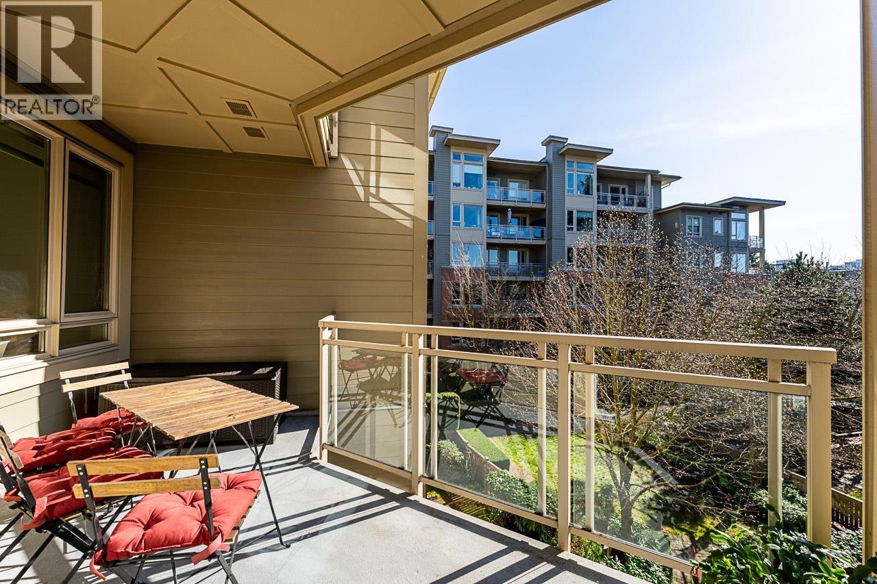 311 159 W 22ND STREET, North Vancouver, British Columbia