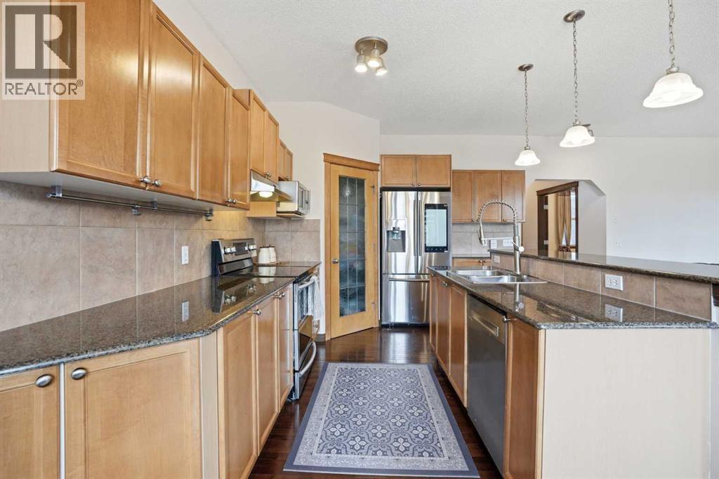 6 Springborough Green SW, Calgary, Alberta  T3H 5M6 - Photo 9 - A2301423