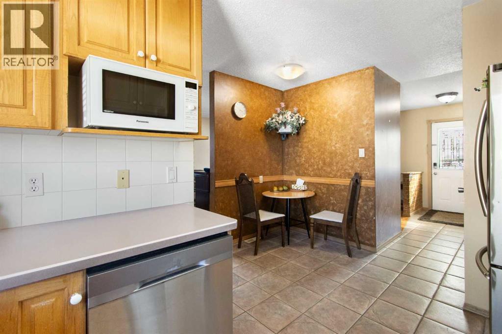1108 Marcombe Crescent NE, Calgary, Alberta  T2A 4H7 - Photo 15 - A2303472