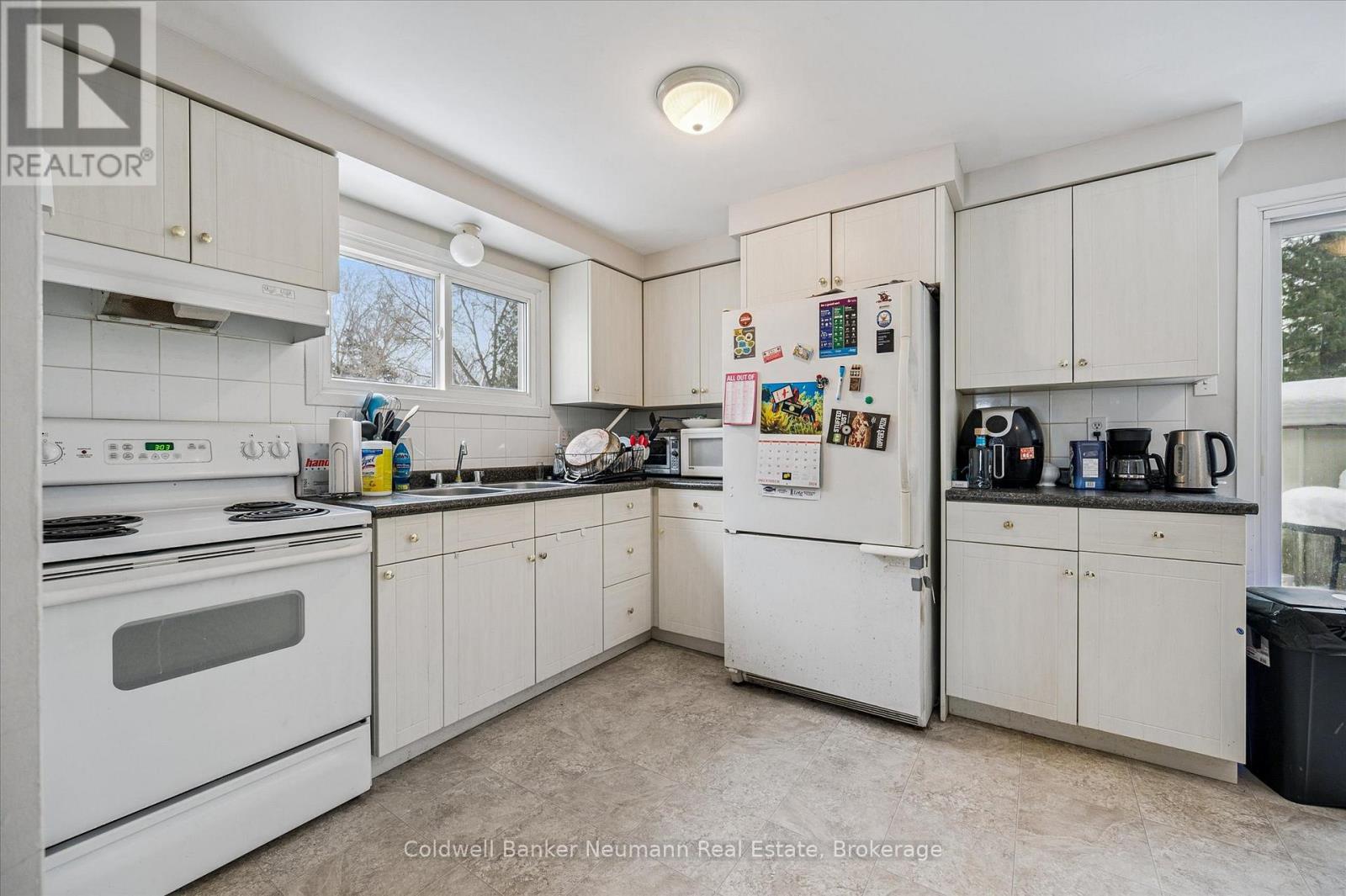 385 Cole Road, Guelph, Ontario  N1G 3E9 - Photo 6 - X12748556