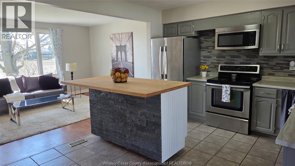 9569 Malden Road, Lasalle, Ontario  N9J 2W5 - Photo 7 - 26009439