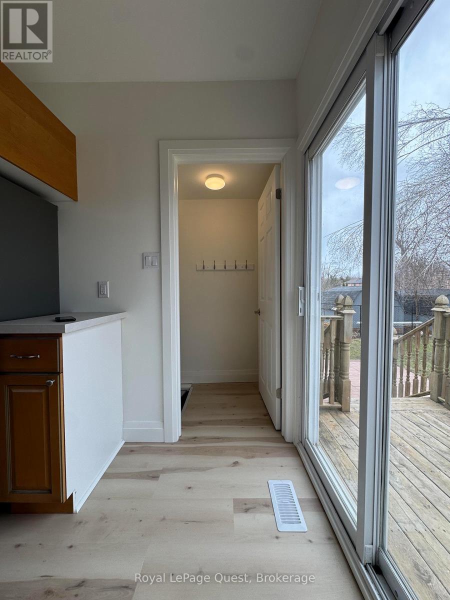 38 Adair Street, Orillia, Ontario  L3V 2X2 - Photo 12 - S13056062