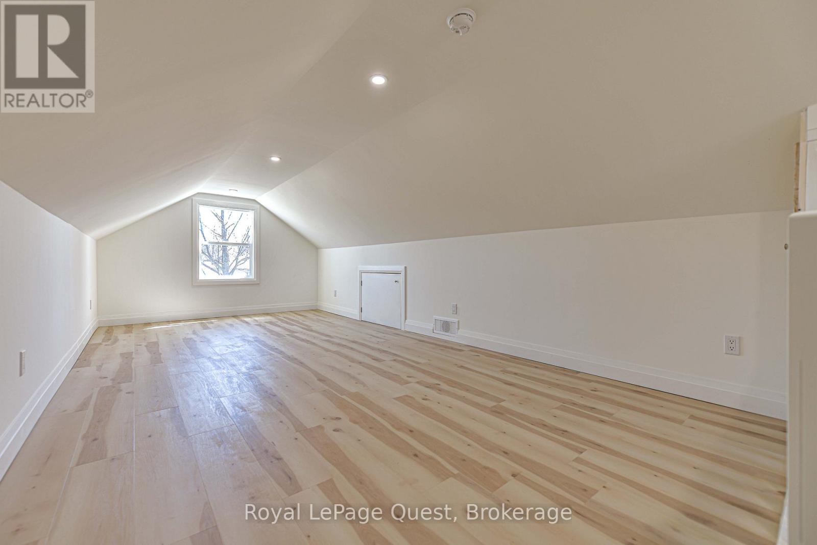 38 Adair Street, Orillia, Ontario  L3V 2X2 - Photo 20 - S13056062