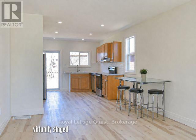 38 Adair Street, Orillia, Ontario  L3V 2X2 - Photo 7 - S13056062