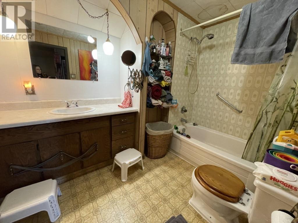 14-16 Lansdowne St N, Chapleau, Ontario  P0M 1K0 - Photo 11 - SM260767