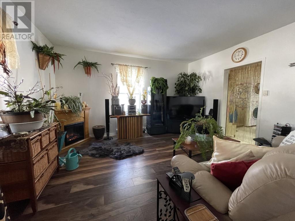 14-16 Lansdowne St N, Chapleau, Ontario  P0M 1K0 - Photo 18 - SM260767