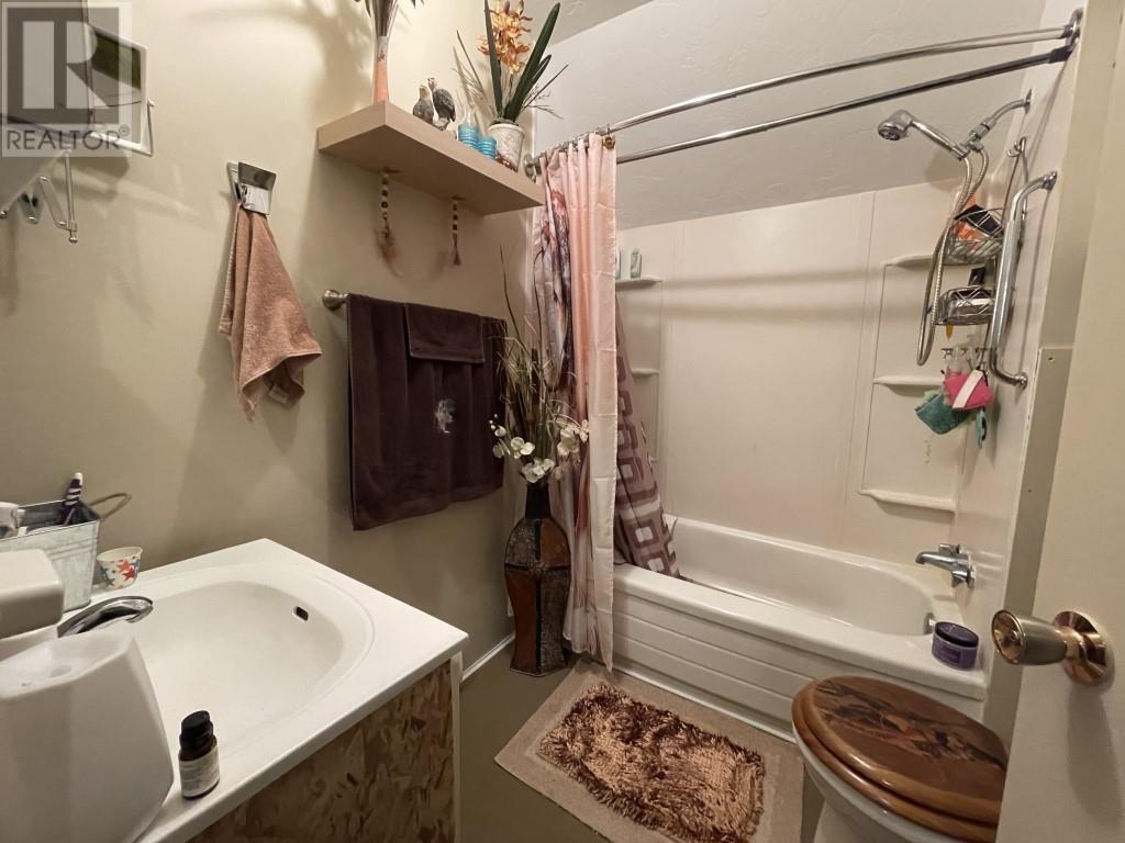 14-16 Lansdowne St N, Chapleau, Ontario  P0M 1K0 - Photo 22 - SM260767