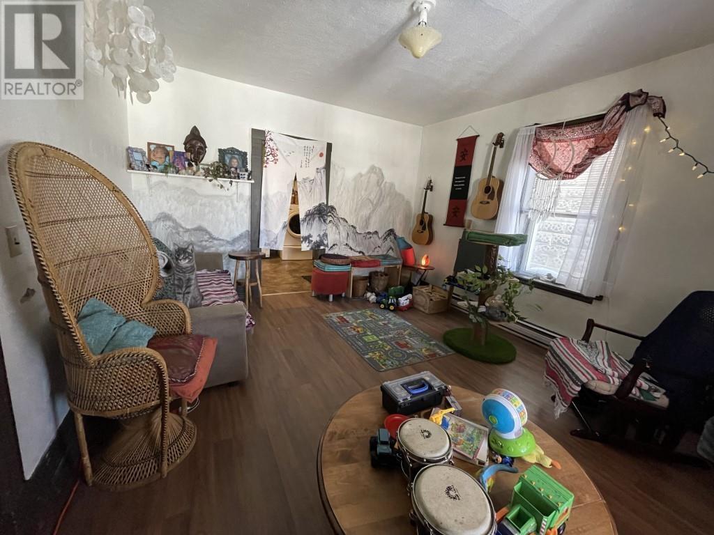 14-16 Lansdowne St N, Chapleau, Ontario  P0M 1K0 - Photo 9 - SM260767