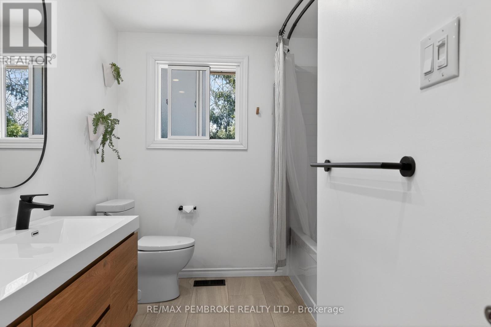 99 Noik Drive, Pembroke, Ontario  K8A 7Z4 - Photo 24 - X13051296