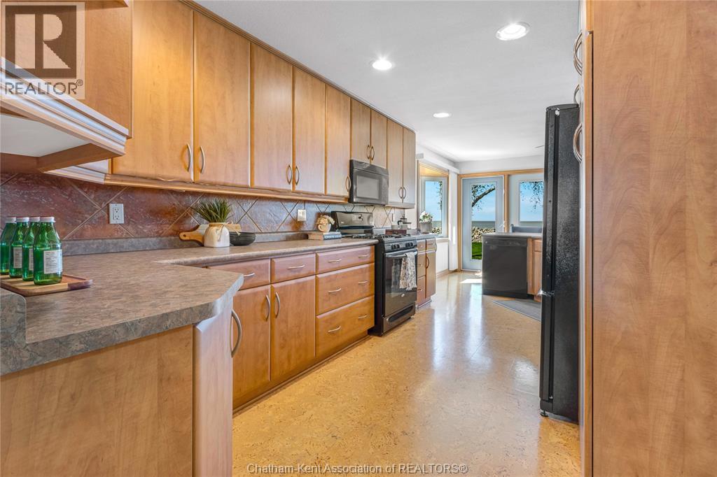 19060 Peninsula Street, Lighthouse Cove, Ontario  N0P 2L0 - Photo 11 - 26009393