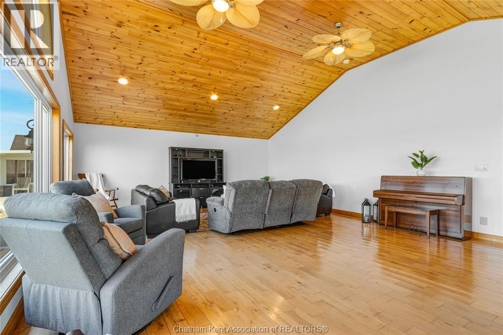 19060 Peninsula Street, Lighthouse Cove, Ontario  N0P 2L0 - Photo 17 - 26009393