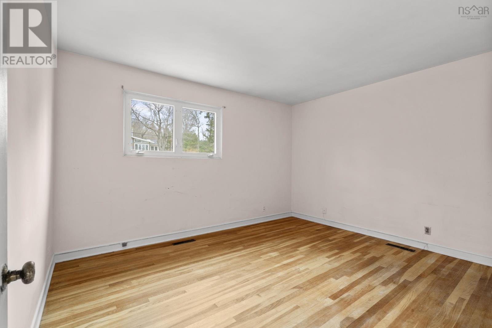 16 Glenn Drive, Halifax, Nova Scotia  B3M 2B9 - Photo 12 - 202607352