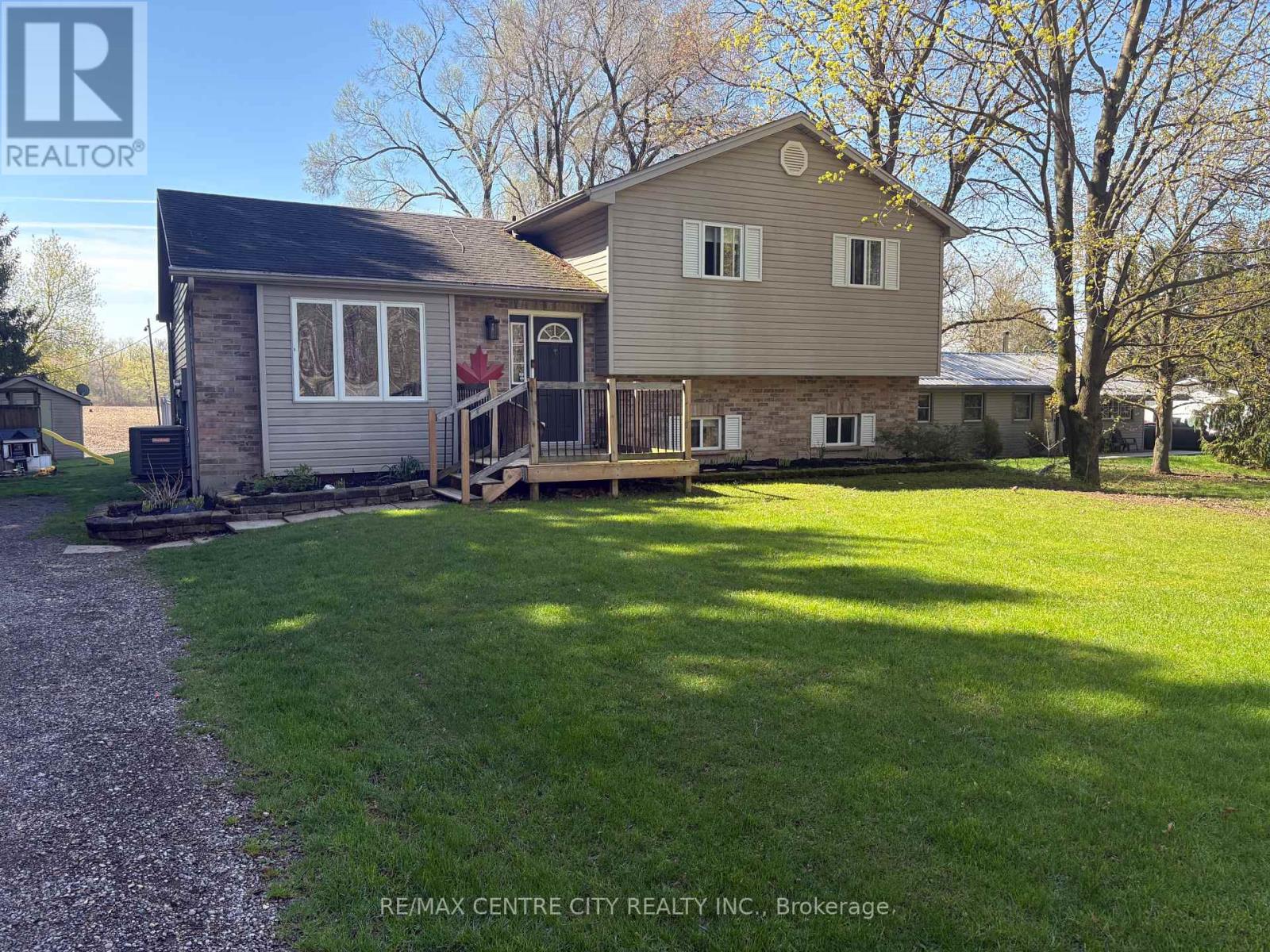 2623 AVON DRIVE, Malahide, Ontario