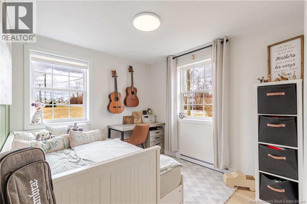 7 Barrington Road, Fredericton, New Brunswick  E3C 0A5 - Photo 35 - NB137894