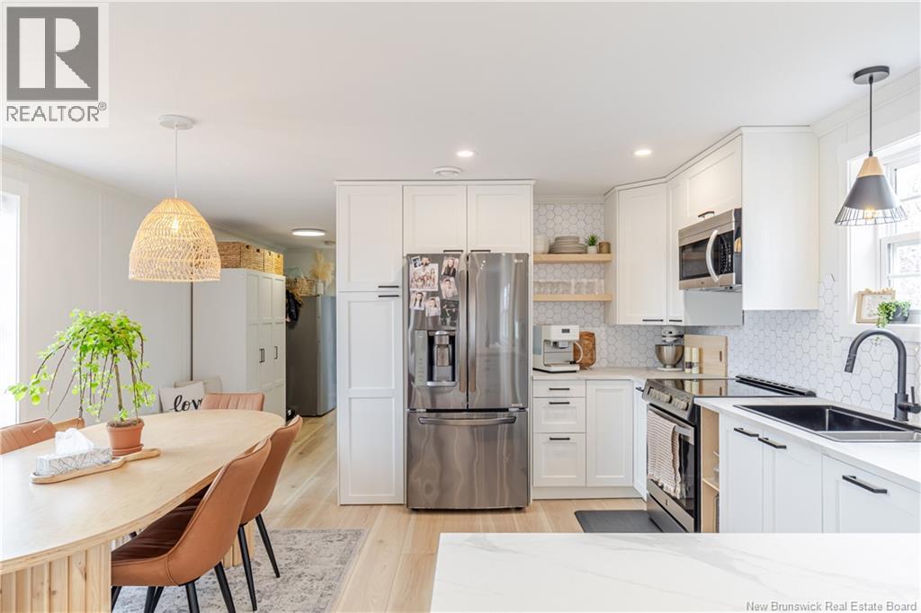 7 Barrington Road, Fredericton, New Brunswick  E3C 0A5 - Photo 7 - NB137894
