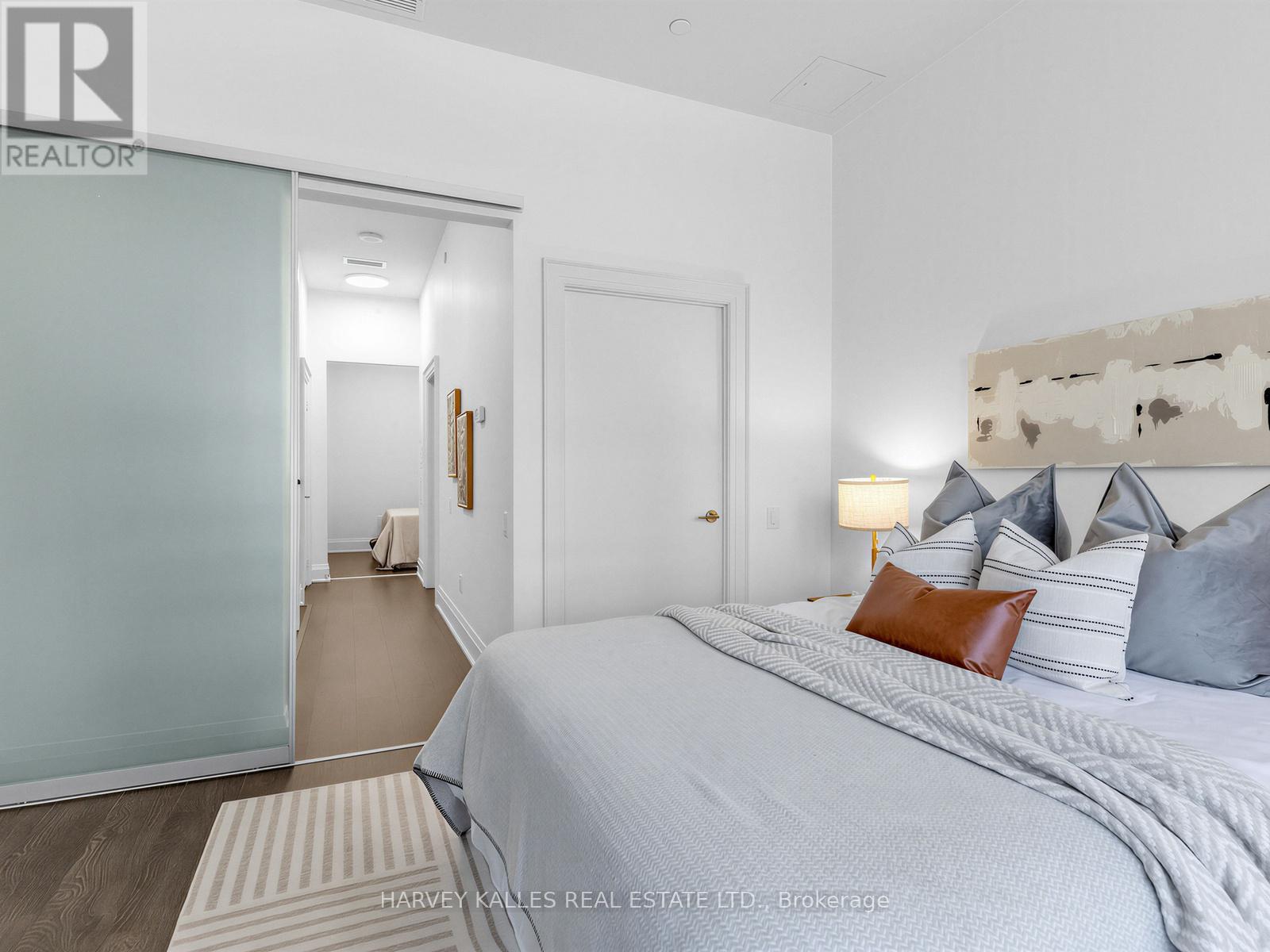 Th 13 - 30 Roehampton Avenue, Toronto, Ontario  M4P 1R2 - Photo 16 - C13052824