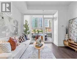 TH 13 - 30 ROEHAMPTON AVENUE, Toronto, Ontario