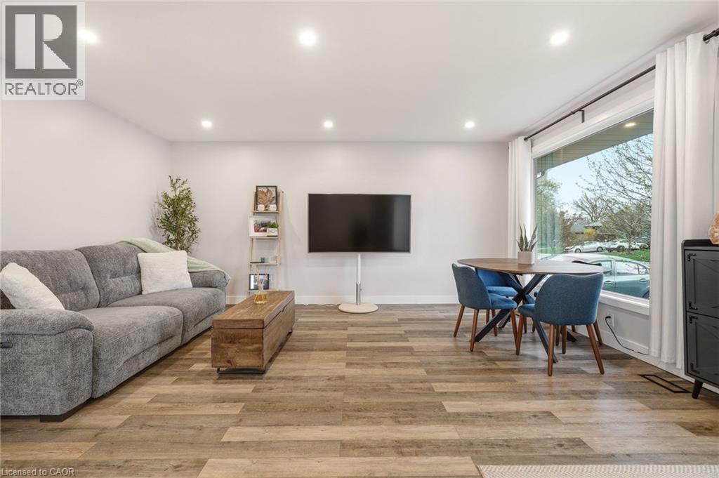 30 Darlington Drive, Hamilton, Ontario  L9C 2L7 - Photo 16 - 40825060