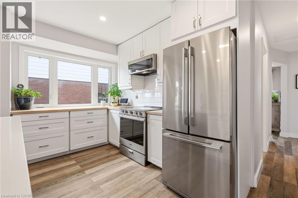 30 Darlington Drive, Hamilton, Ontario  L9C 2L7 - Photo 8 - 40825060