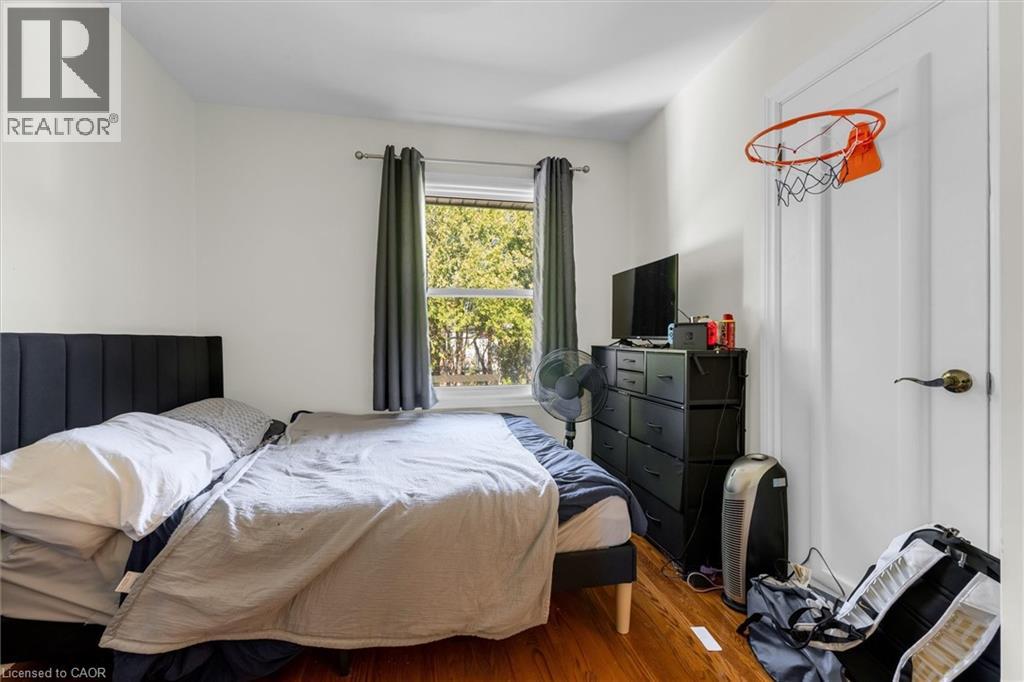 406 East 43rd Street, Hamilton, Ontario  L8T 3E3 - Photo 13 - 40824324