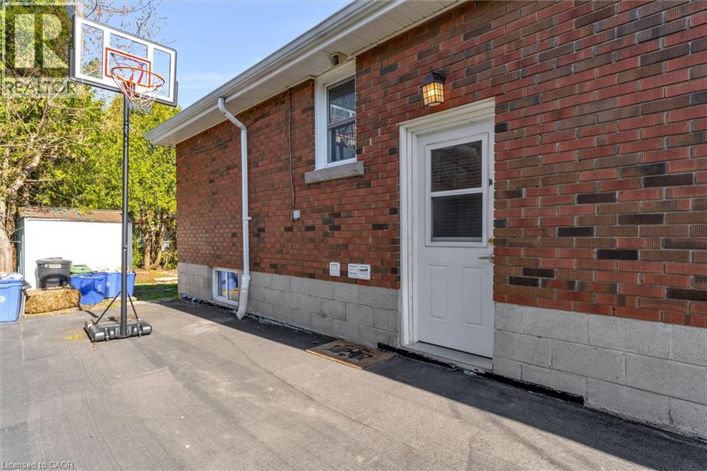 406 East 43rd Street, Hamilton, Ontario  L8T 3E3 - Photo 34 - 40824324