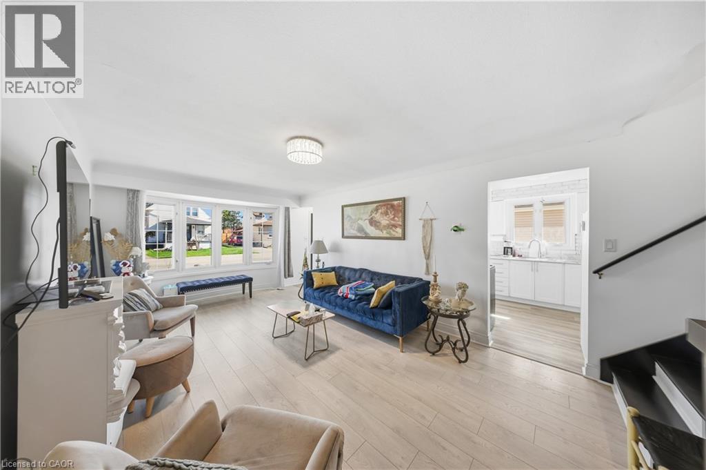 6376 Ash Street, Niagara Falls, Ontario  L2G 2H5 - Photo 12 - 40824315