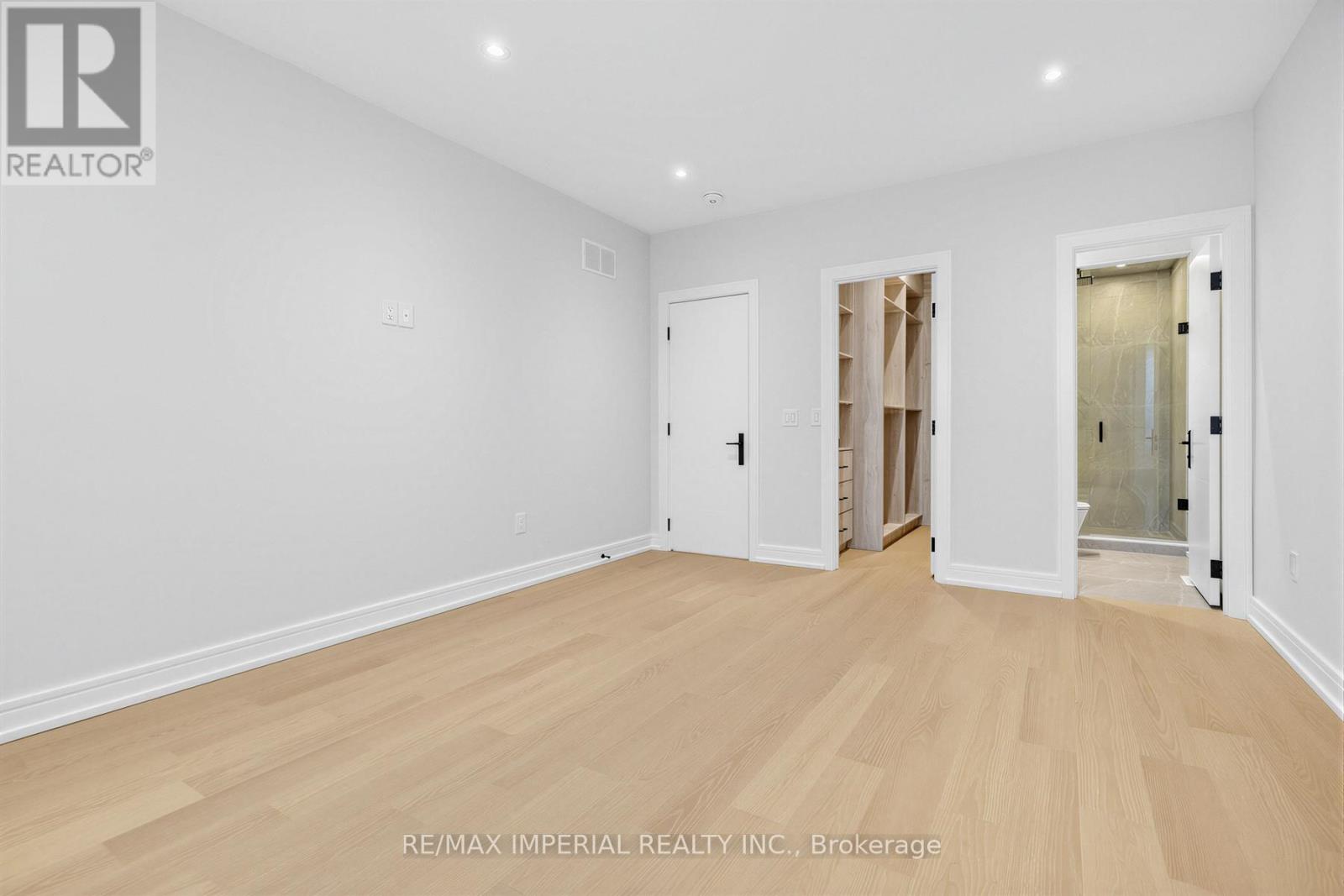 68 Lynnhaven Road, Toronto, Ontario  M6A 2K9 - Photo 47 - C12854356