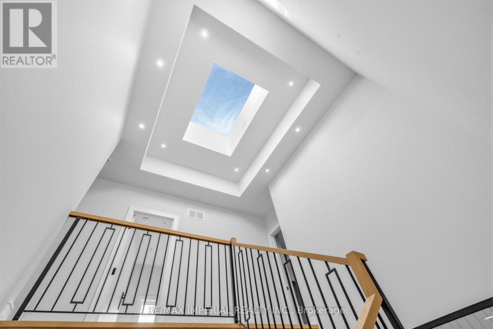 68 Lynnhaven Road, Toronto, Ontario  M6A 2K9 - Photo 21 - C12854356